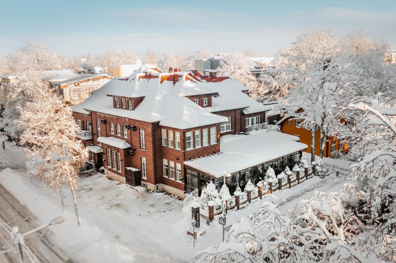 Hotel Villa Wesset Parnawa Zewnętrze zdjęcie