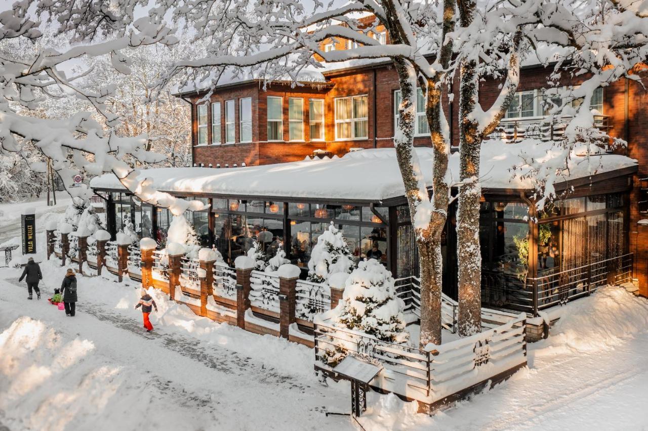 Hotel Villa Wesset Parnawa Zewnętrze zdjęcie